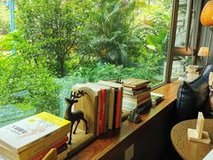 靠窗位-咖法森林·咖啡  酒吧(天河店)