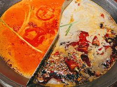 鸳鸯锅底-胖姐社区老火锅(北京总店)