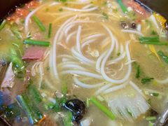-良米山·云南野生菌过桥米线(上海首店)