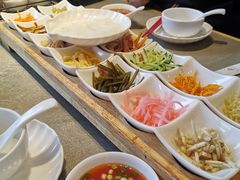 -包整·丝娃娃(一览甲秀楼风景店)