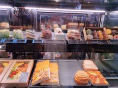 -星巴克(杭州湖滨银泰E区店)