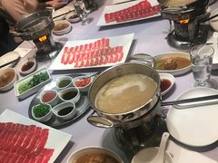 -鼎鼎香·港式火锅(北京SKP店)