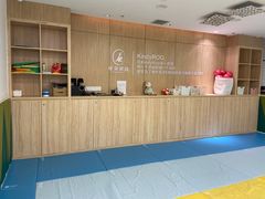 -亲亲袋鼠托育早教·思维专注力·棕熊英语(鼓楼恒力城店)