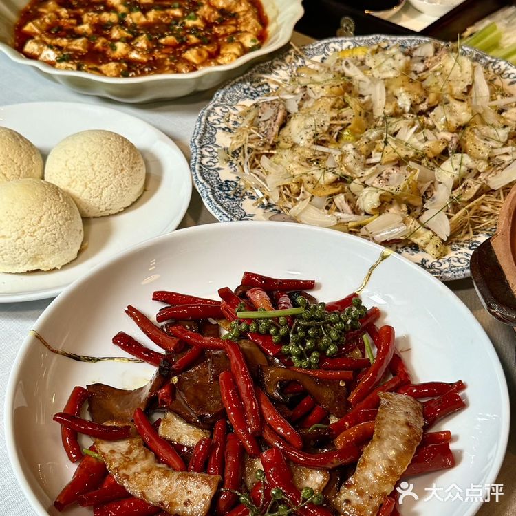 京城烤鸭这么卷了吗?!美食攻略必打卡