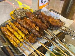 -沪上名羊天下•烤羊腿•东北烧烤•小龙虾(浦东直营总店)