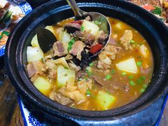 -阿鹏故事云南野生菌火锅(人民路店)