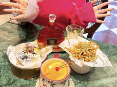 -秘密旅行Bonjour(黑金冠 江南西店)