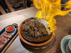 -蜜桃餐厅·伴山(湖滨商业街店)