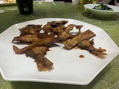 -上海小南国(仲盛世界商城店)