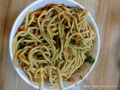 -江三王记牛杂馆(总店)