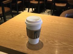 大堂-星巴克臻选(莘庄仲盛店)