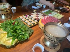 -慢丽江·云南野生菌土鸡锅(西山店)