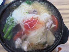 三鲜细米线-贵州沾水米线(学田湾店)