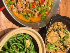 -泥糊破店小酒馆·团建聚餐(南京西路店)