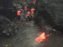 -万泉河漂流