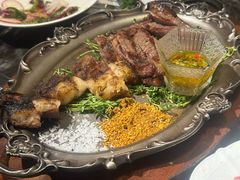 -LESCEDARS Brasserie Bistro香柏树