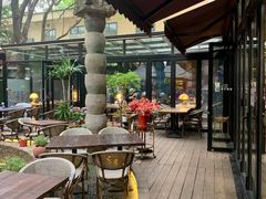 -Golden Lily河内巴黎法越料理餐厅(建国西路店)