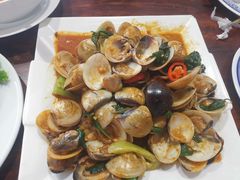 -Dang restaurant (patong phuket)