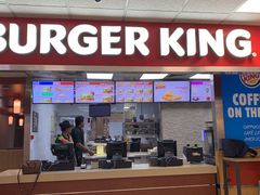 -班达拉奈克国际机场