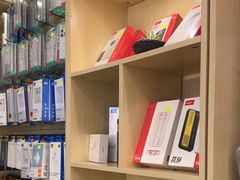 -修卜凡二手严选店·手机维修·回收租赁(川沙地铁站店)
