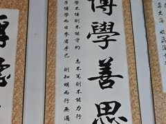 -荒岛实景沉浸密室(江汉路1店)