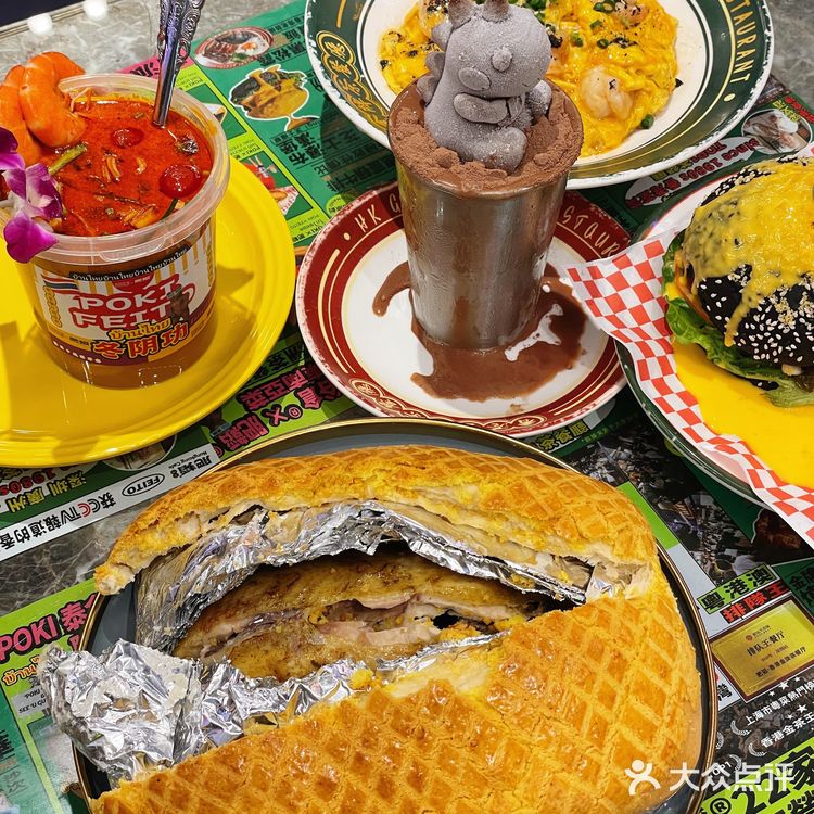 深圳美食😯太会啦！是谁把窑鸡塞进了菠萝包
