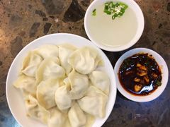 -周家大连水饺(美专校街店)