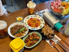 -暖食光·台式家庭餐厅·生日主题店(万达店)
