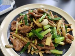-桥边小楼·手工云南菜·古城观景小楼