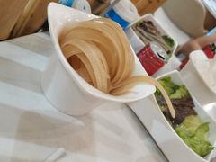 宽粉-屋头串串(新街里店)