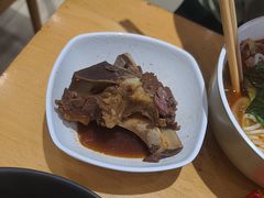 -三千粉牛肉米粉(来客茂店)