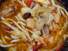 -二小酸辣鸡丝面