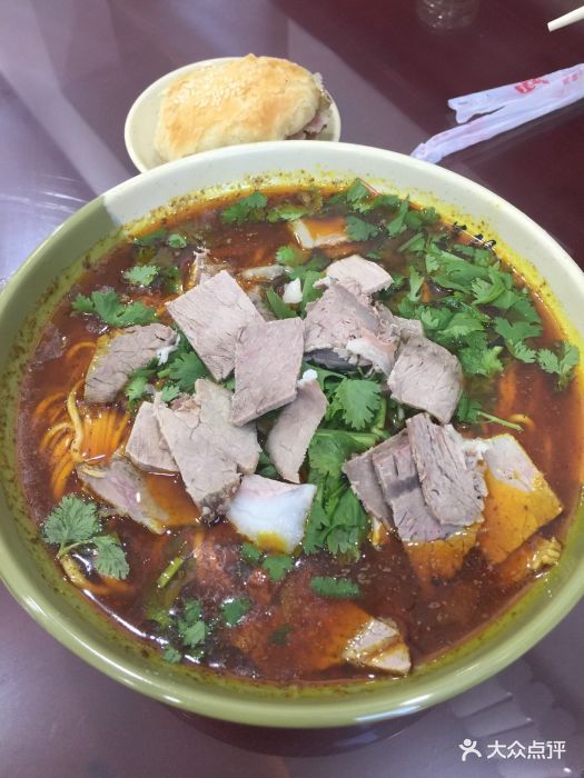 美玲拉面(凤凰路店)美玲拉面加肉图片 - 第1张