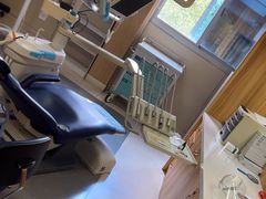 -上海仁爱医院口腔科 · 种植