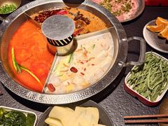 -晓宇重庆火锅(西安荟聚店)