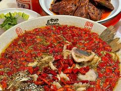 -辣小妮de川菜馆(红旗Mall店)