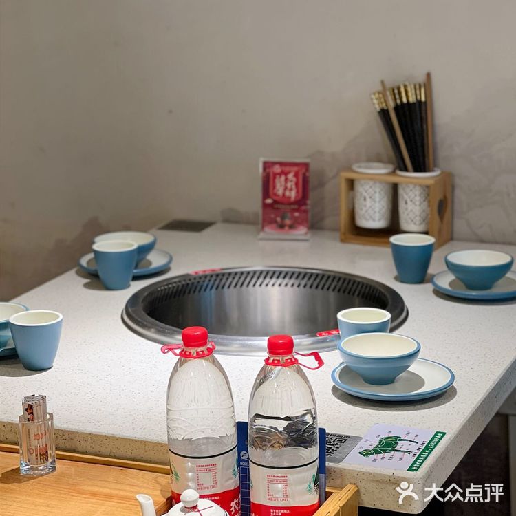 我们没吃完还打包了满满一盒