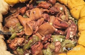 Spicy Spareribs Chicken Steamed Pancake