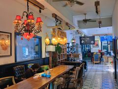 -拖板鞋咖啡旅行酒店(春熙路地铁站店)