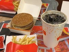 -麦当劳(光新乐购店)