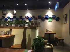 -茶花妹子云南餐厅(传媒大学店)