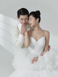 -青禾蒙娜丽莎婚纱摄影(武汉总店)