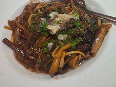 响油鳝糊-老洋房花园饭店(绍兴路店)