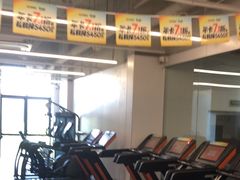 -乐刻健身(汇德隆购物中心店)
