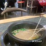 排队排了十分钟，这里最好吃的其实是味碟，味道非常好