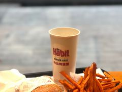 -The Habit Burger Grill 哈比特汉堡(复兴soho店)