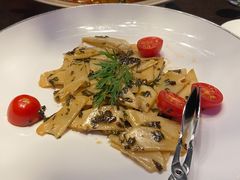 雪菜烧竹笋尖-北京大董烤鸭店(万象天地店)