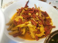 -费大厨辣椒炒肉(高铁吾悦广场店)