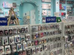 -Love Star追星馆(上海大悦城店)