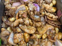 -老东镇啤酒屋海鲜加工·蒸汽海鲜·海鲜烧烤(台东店)